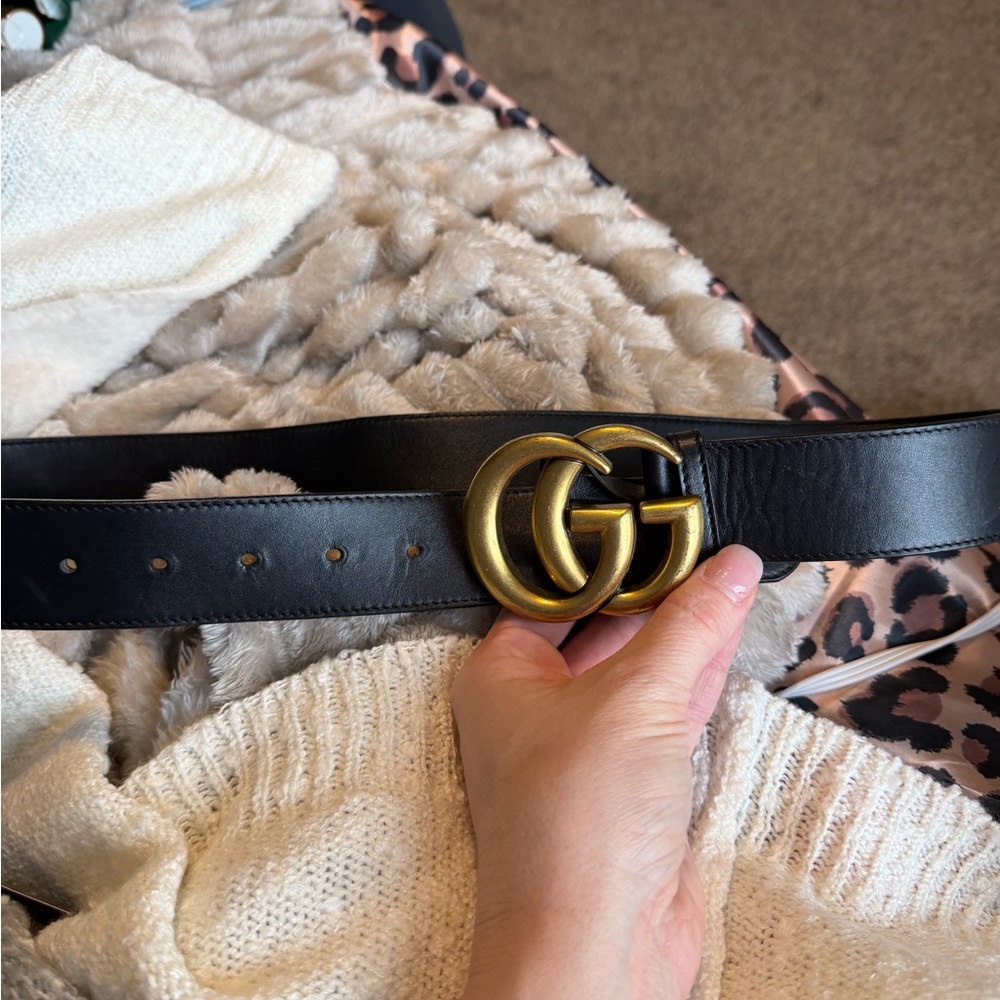Gucci Black Leather Belt with Gold GG Emblem